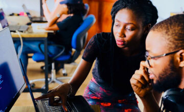 A quick guide to employment contracts - Linkilaw Solicitors